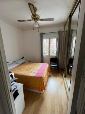 habitación matrimonial en piso compartido en el centro de Madrid